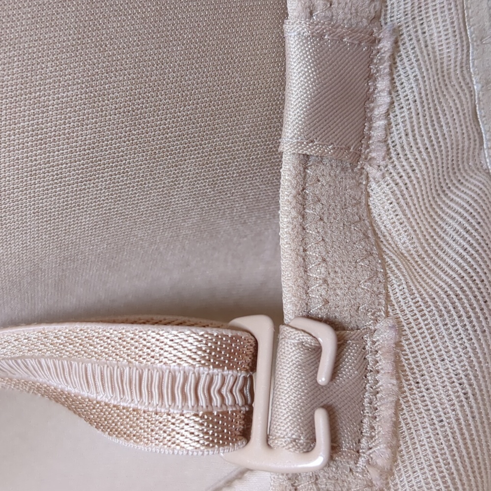 Chantelle Convertible T shirt Bra #3612 Size 32F - Picture 9 of 10